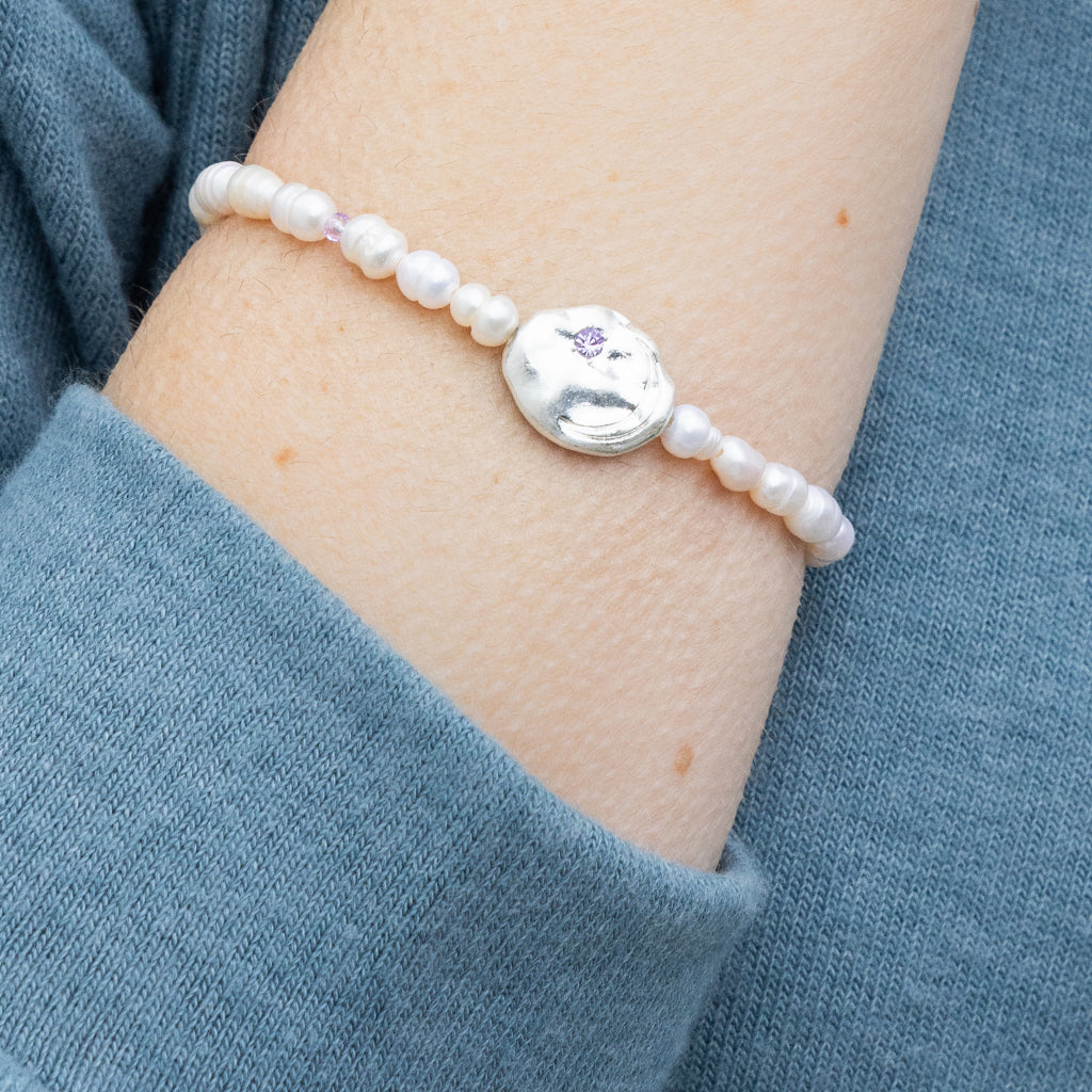 Scout Curated Wears Pearl Affirmation Bracelet - Protection