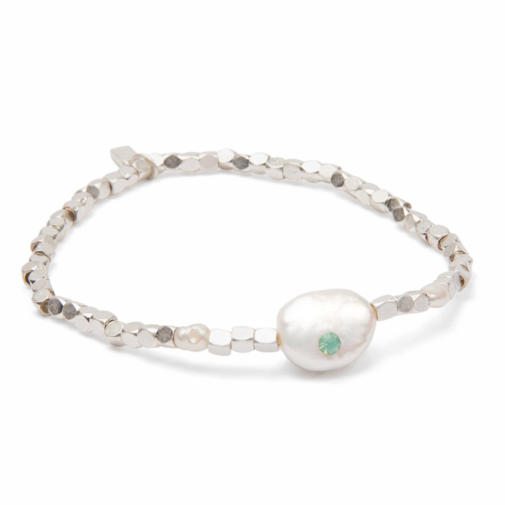 Scout Curated Wears Pearl Affirmation Bracelet - Courage