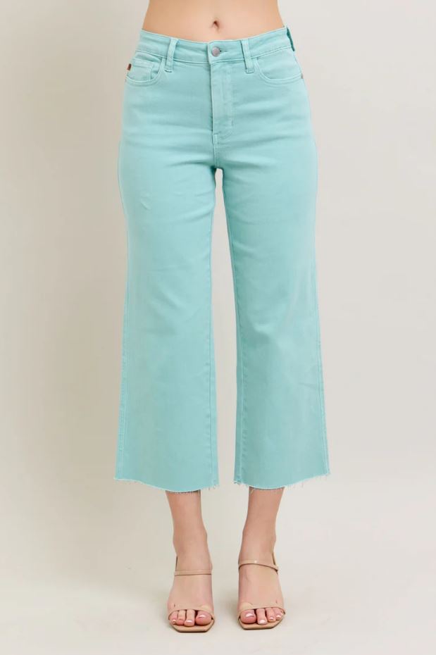 Judy Blue Sky Blue Dyed Raw Hem Cropped Jeans